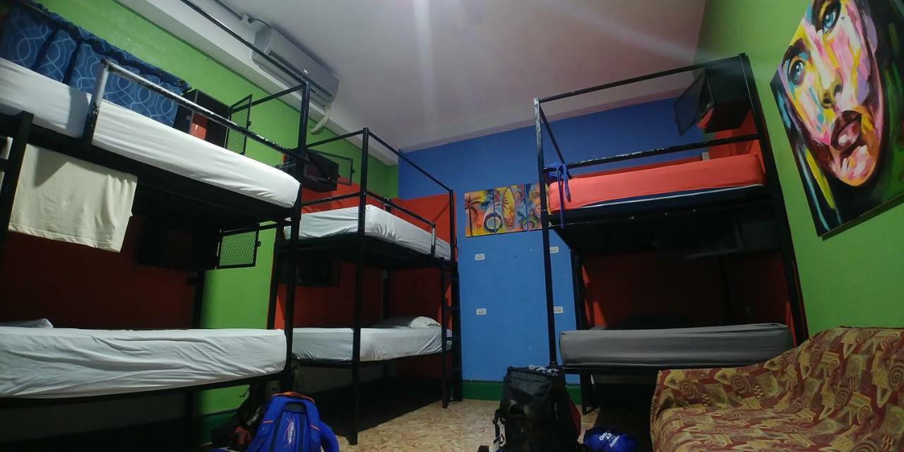 Hostel Mamallena Panama City Exterior photo